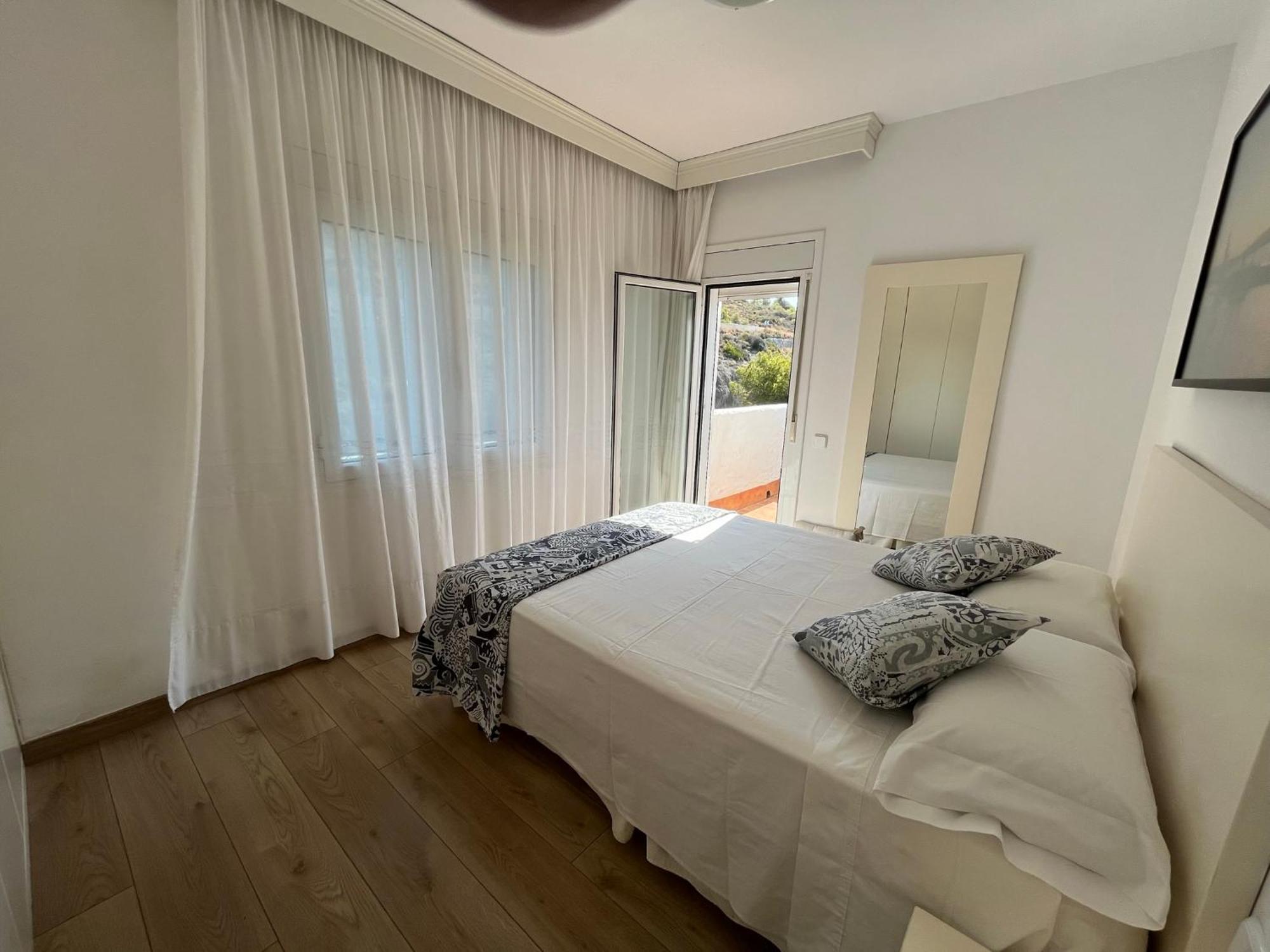 Apartamento En Acantilado Con Wifi Y Aire Acondicionado Сіджас Екстер'єр фото