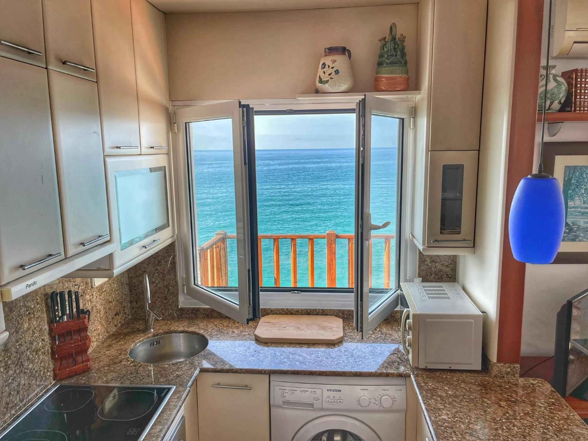 Apartamento En Acantilado Con Wifi Y Aire Acondicionado Сіджас Екстер'єр фото