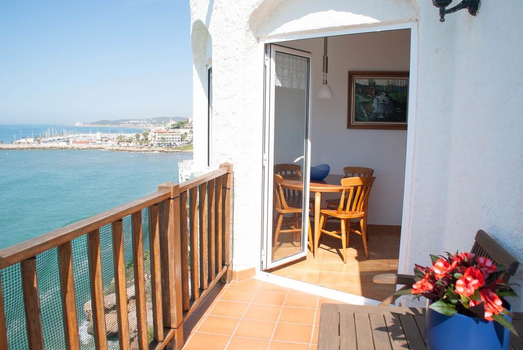 Apartamento En Acantilado Con Wifi Y Aire Acondicionado Сіджас Екстер'єр фото